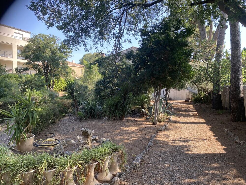Vente Maison grande batisse  de charme occupée sur l'ouest de la métropole de Montpellier avec un joli parc une résidence exceptionnelle aux Cournonsec