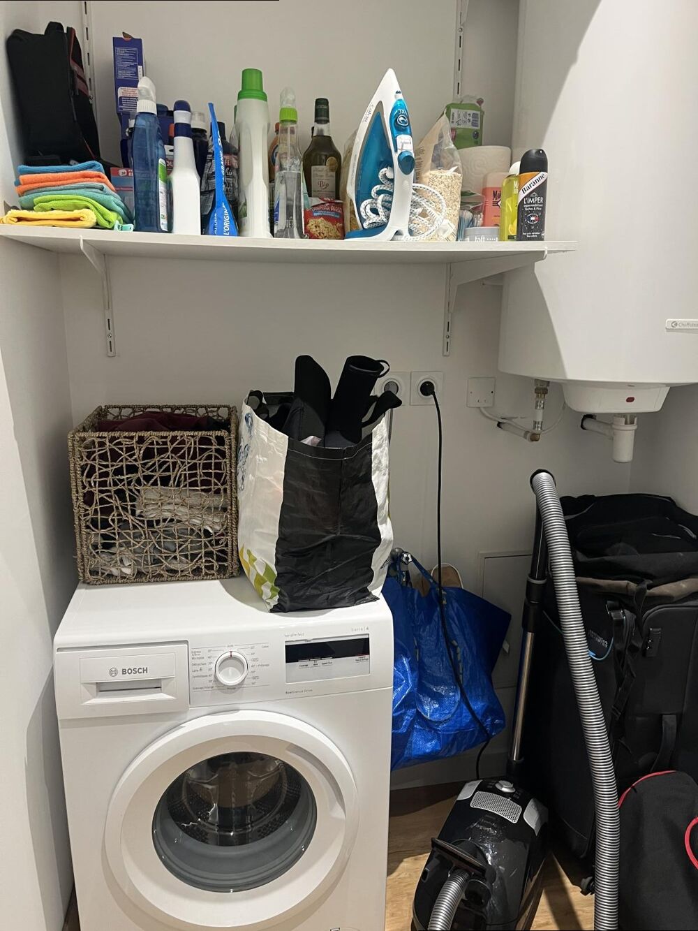 Location Appartement APPARTEMENT P2 MEUBLE + GARAGE Nimes