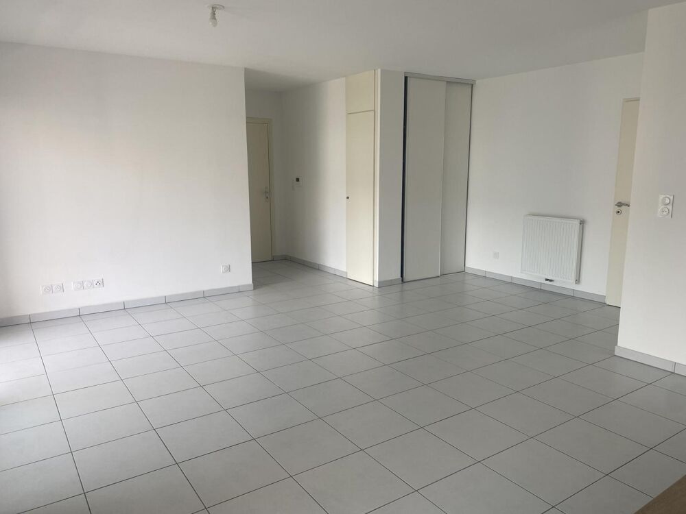 Location Appartement APPARTEMENT P3 + TERRASSE + GARAGE Nimes