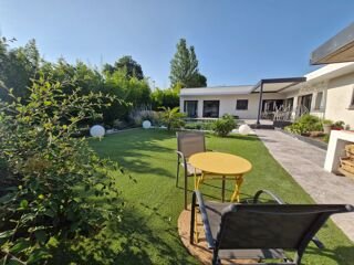  Maison � vendre 5 pi�ces 180 m�