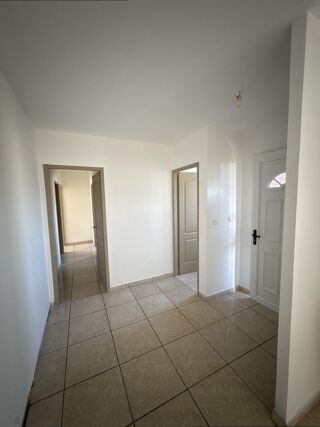  Maison à louer 4 pièces 92 m²