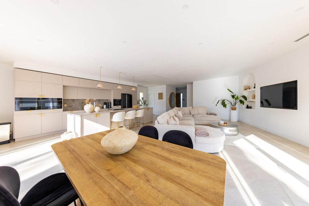 Vente Maison Maison familiale 5 chambres avec piscine – Valergues – Aucun travaux- 165 M² Valergues