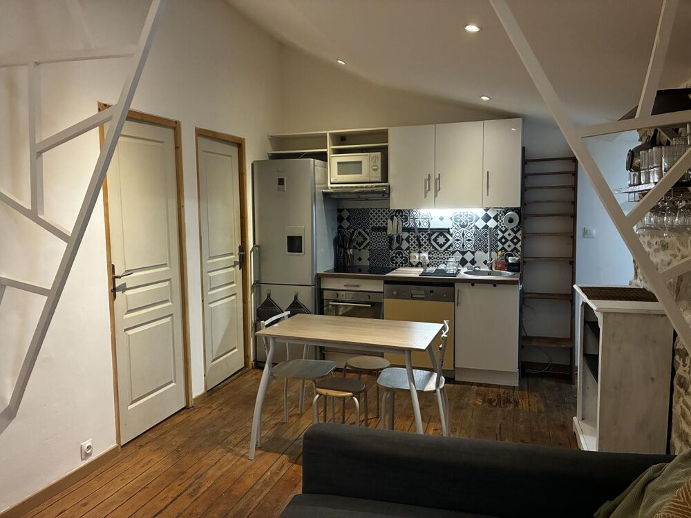 Appartement P3 bis meublé- Nimes Centre ville