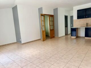  Immeuble à vendre 160 m² Saturargues