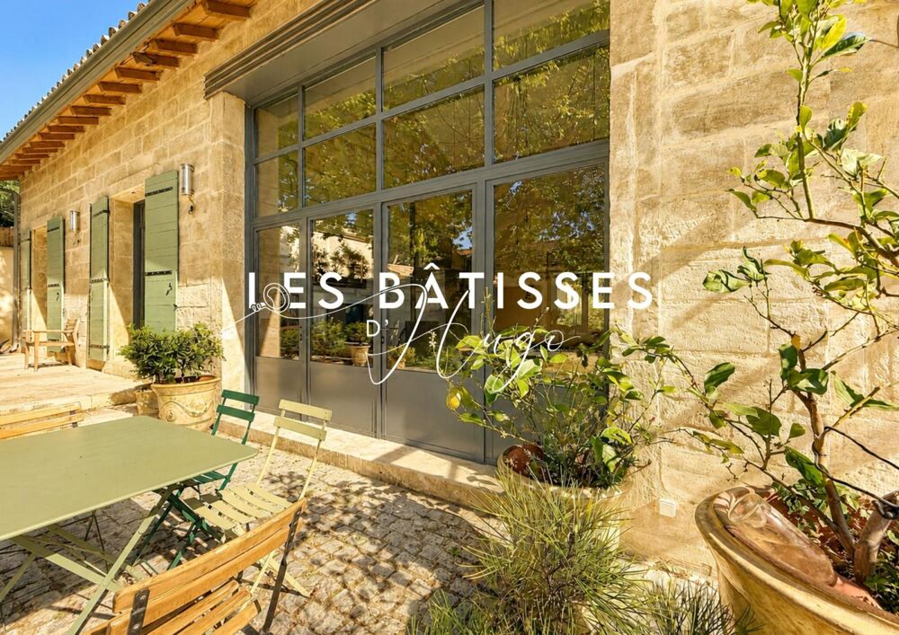 Maison de charme à quelques pas du centre de Maussane-les-Alpilles