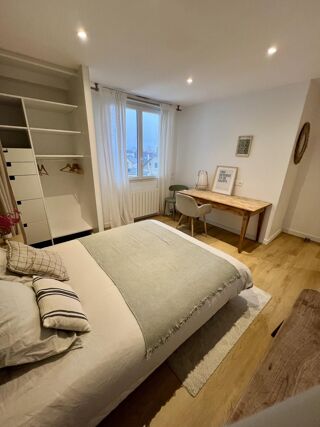  Appartement à louer 4 pièces 60 m²