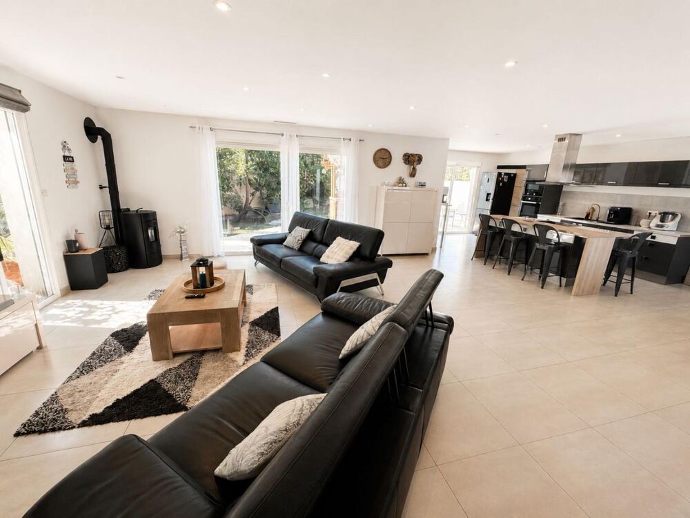 Vente Maison Magnifique villa familiale de 150 m² avec piscine – Mauguio ( 4 chambres ) Mauguio