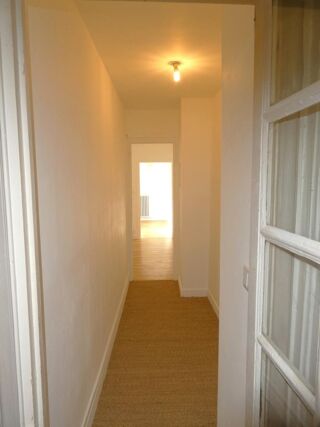 Vente Appartement A vendre FIGEAC 46100 appartement 5 pièces 2 chambres avec terrasse. Figeac