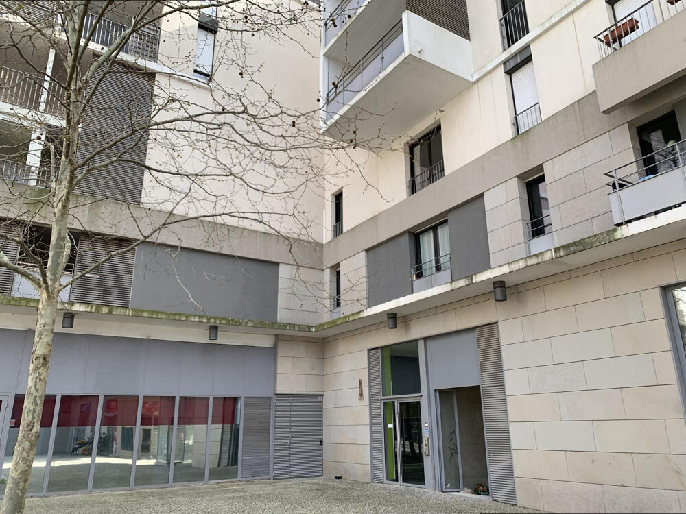 Montpellier ouest quartier ovalie, investissement d'avenir pour cet appartement T2 de qualité il s'agit d'un viager occupé par s