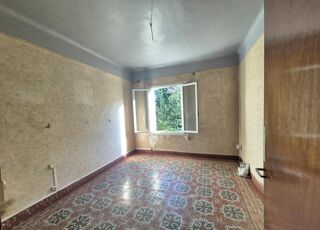  Appartement � vendre 4 pi�ces 179 m�