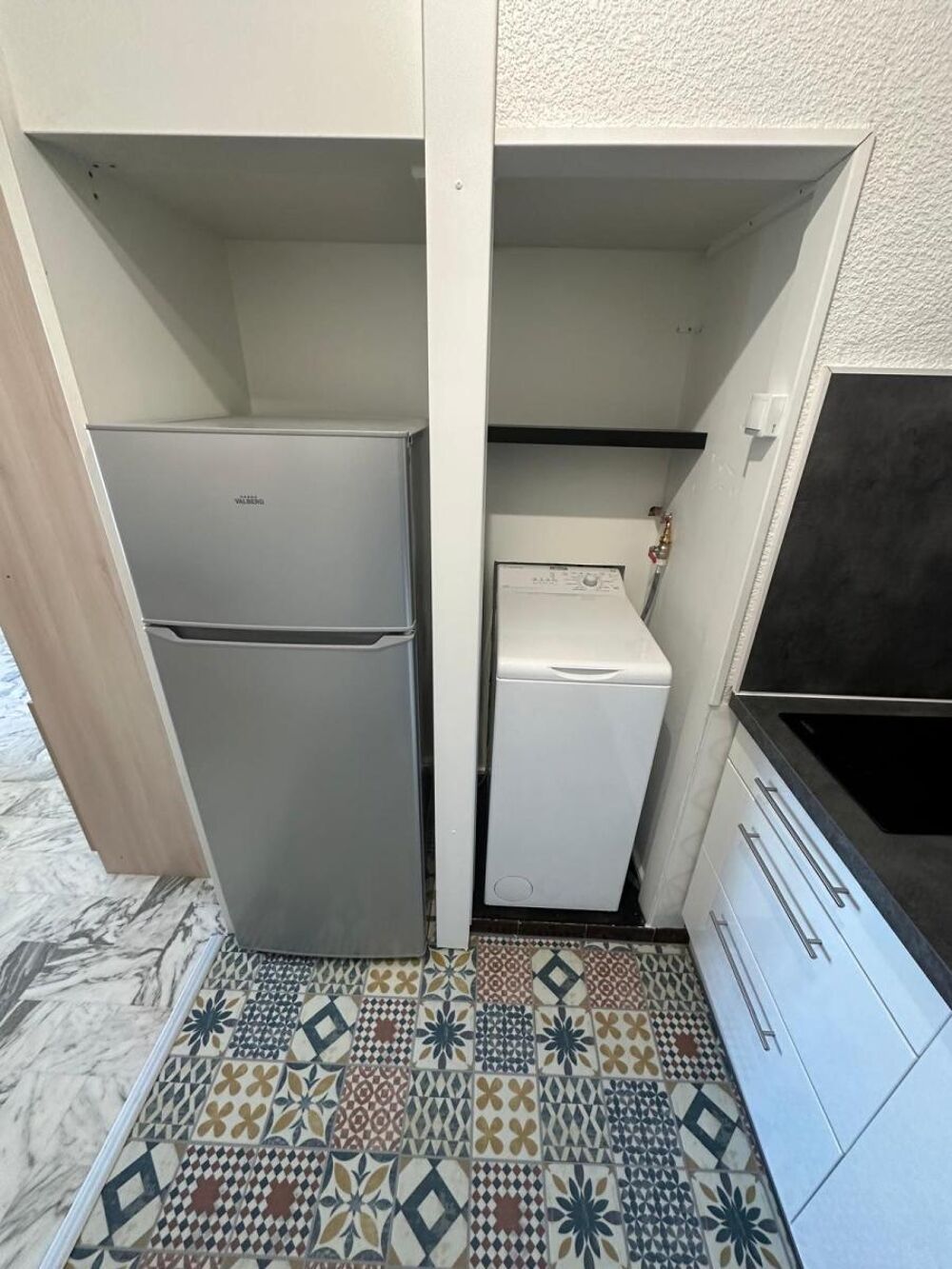 Location Appartement CARNON - Beau Studio bien agencé avec terrasse au 3ème étage Carnon