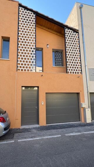  Maison 4 pi�ces 95 m� Nimes