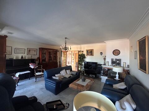   Appartement T4 dans maison de caract�re Appartement - 4 pi�ce(s) - 125 m�