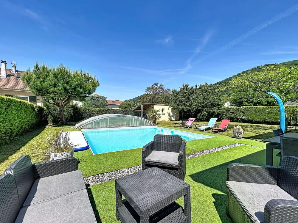 Vente Maison Maison familliale – 5 chambres – 137 m² - Terrain 1022 m² avec piscine ! Apprieu