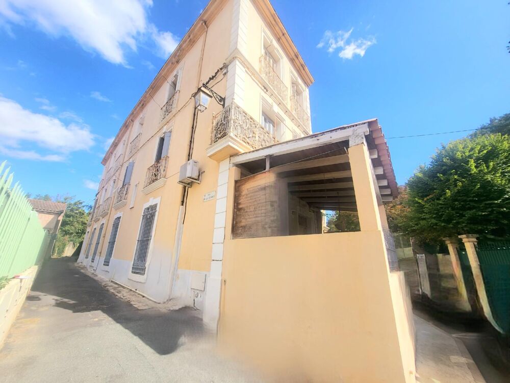 Maison 10 pièces 224 m² · à Lignan-sur-Orb · 224 m² · 299 500 €