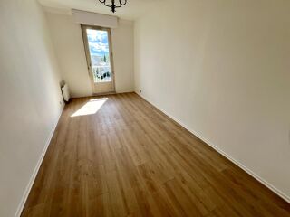  Appartement � louer 4 pi�ces 89 m�