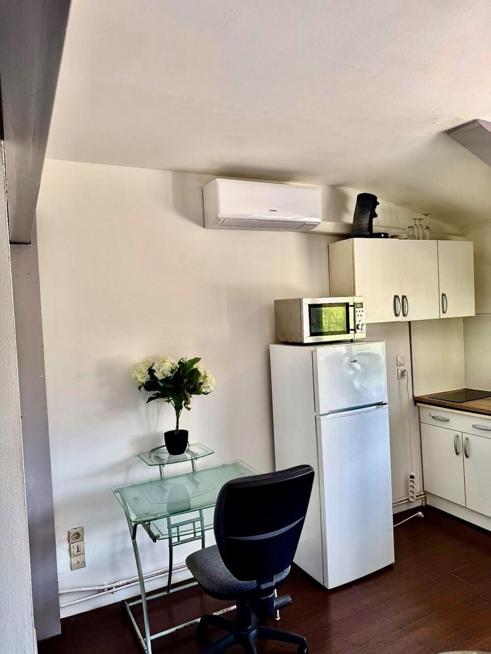 Grand Studio de 28 m2 avec mezzanine et parking privatif - Lavérune