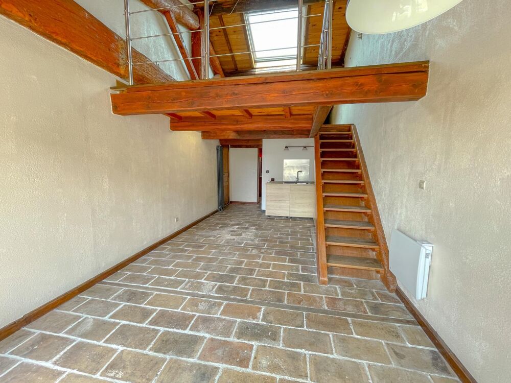 A vendre T2 duplex Mudaison avec grand Garage
