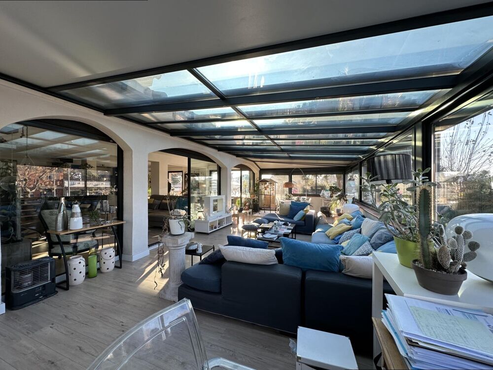 Vente Appartement Valergues exclu: Magnifique T6 avec terrasse , piscine et garage Valergues
