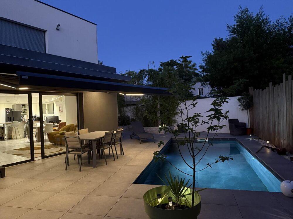 Maison 4 pièces 130 m² · à Villeneuve-les-Maguelone · 130 m² · 679 000 €
