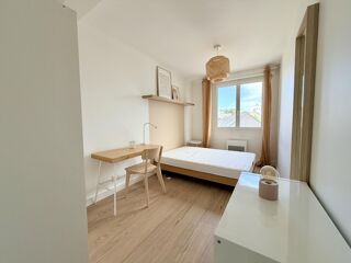  Appartement à louer 4 pièces 55 m²