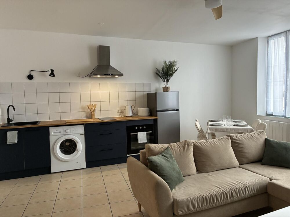 Location Appartement APPARTEMENT MEUBLE P2 Nimes
