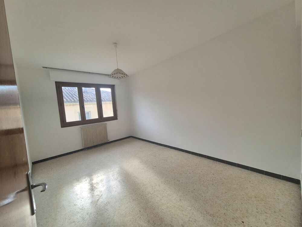 Location Appartement Nimes, centre, location F2 Nimes