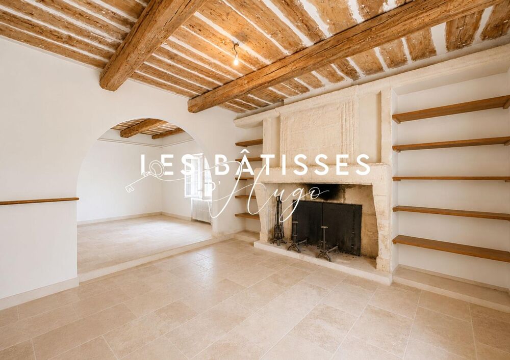 Maison de village de caractère au coeur de Maussane-les-Alpilles