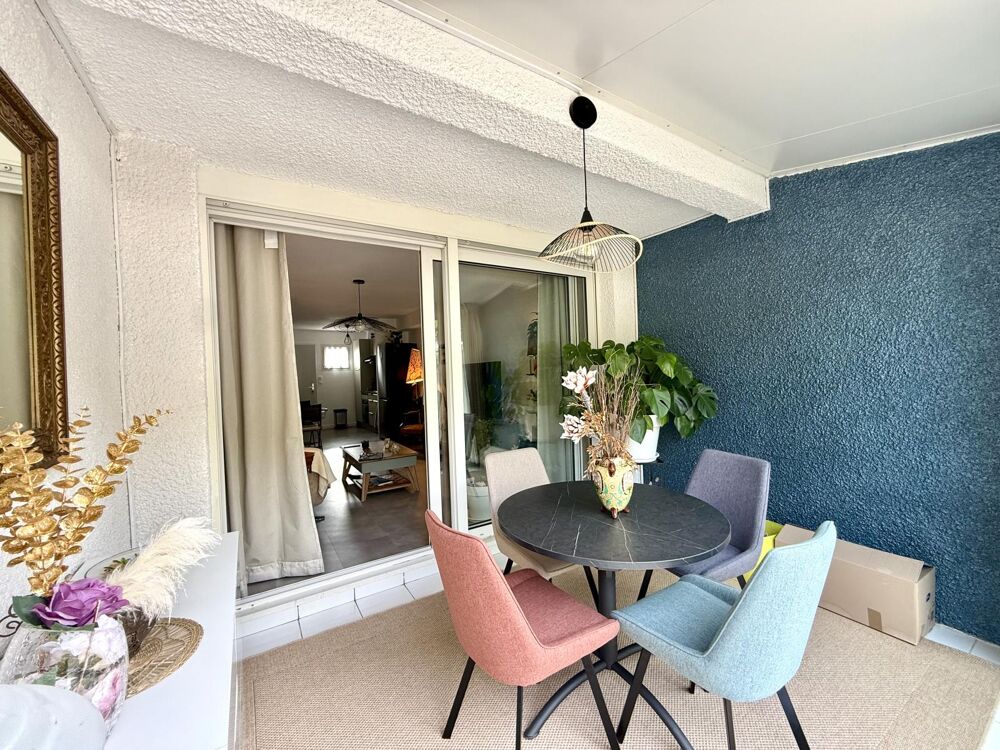MAISON T3- TRAVERSANTE -PORT CAMARGUE- GARAGE + PARKING + JARDIN + TERRASSE