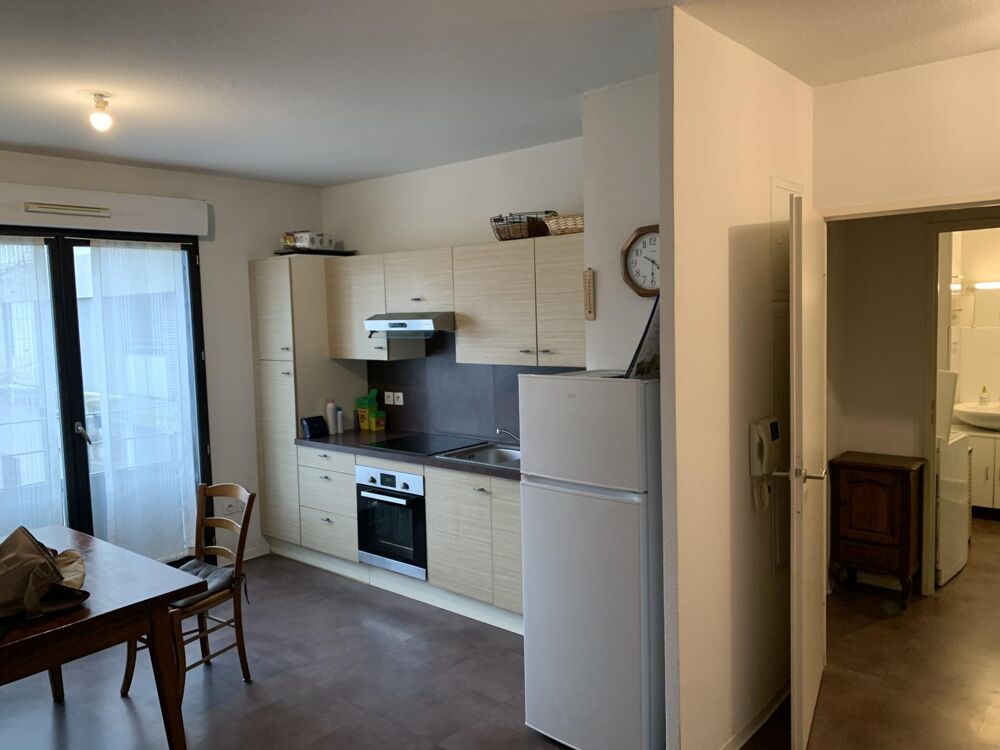 Montpellier ouest quartier ovalie, investissement d'avenir pour cet appartement T2 de qualité il s'agit d'un viager occupé par s