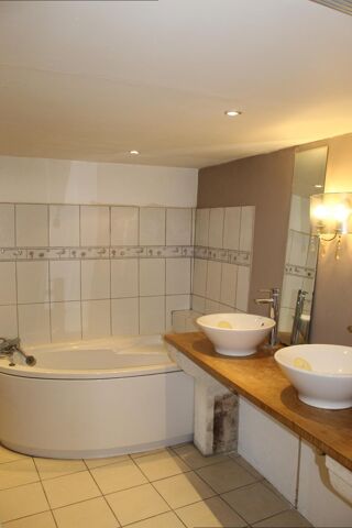  Maison à louer 4 pièces 133 m²