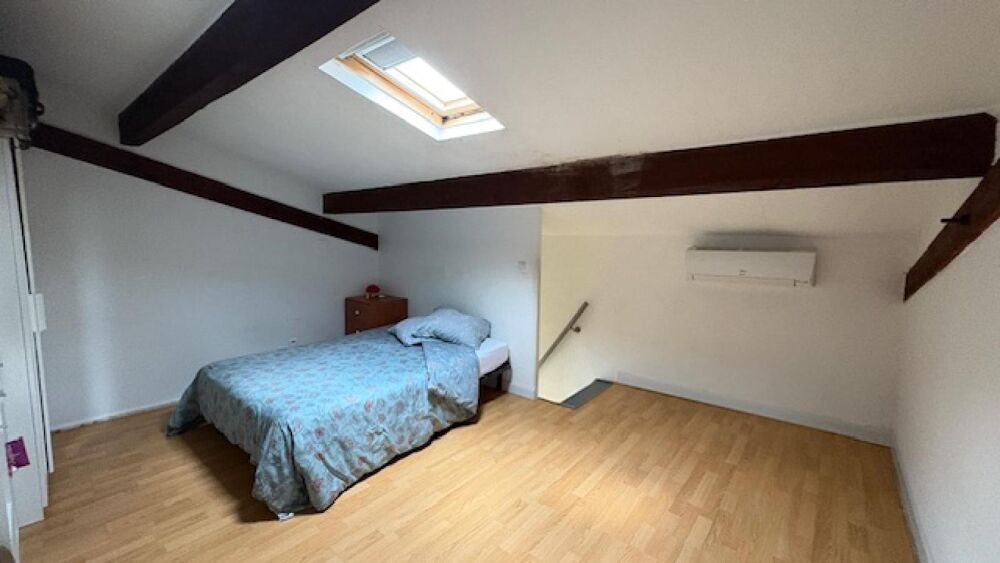 P2 DUPLEX Centre NIMES _ 100000 Euros