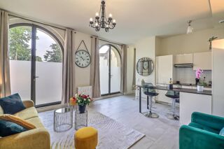  Appartement à louer 2 pièces 47 m²