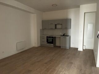  Appartement � louer 3 pi�ces 59 m� Nimes