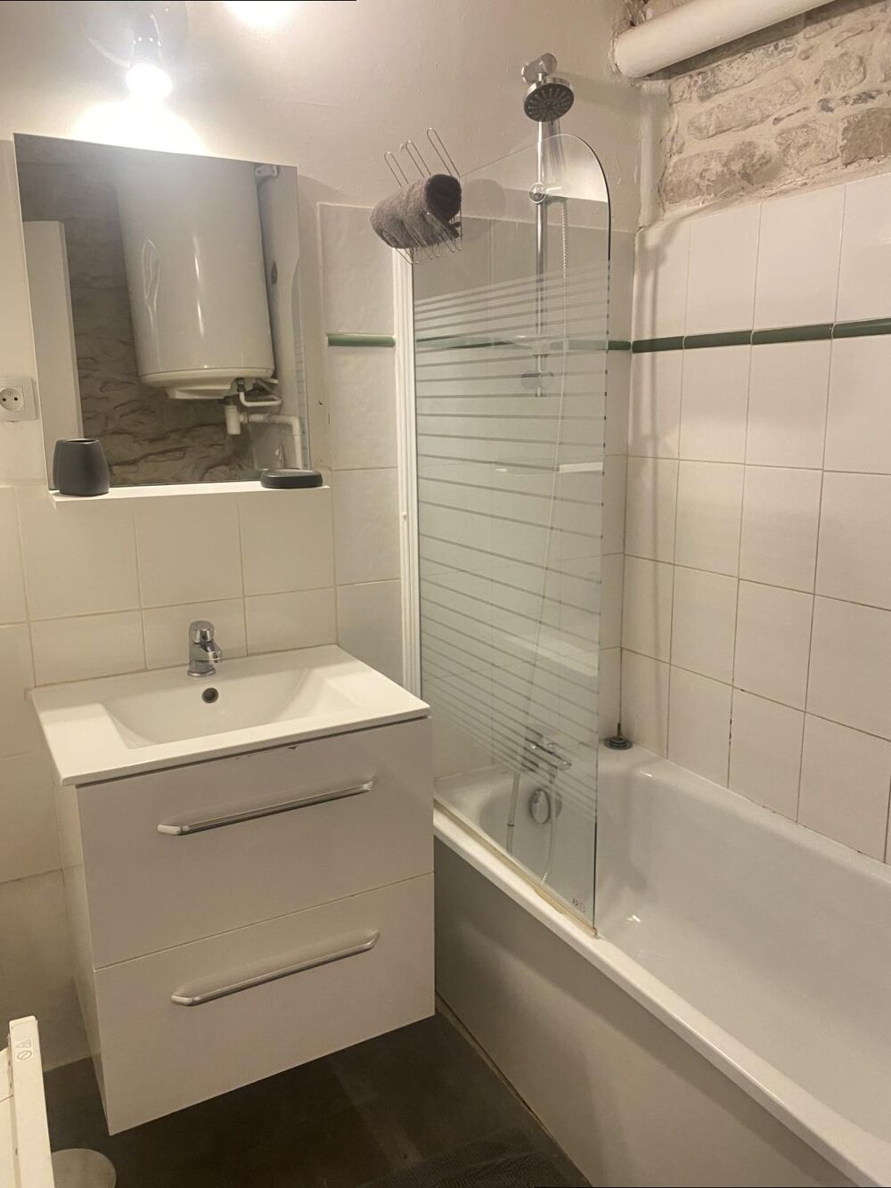Location Appartement Studio- centre ville Nîmes Nimes