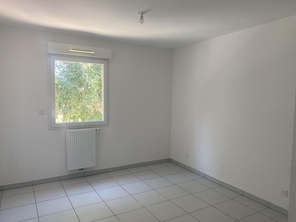 Location Appartement APPARTEMENT P3 + TERRASSE + GARAGE Nimes