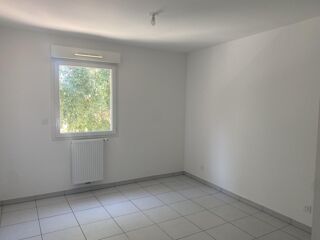  Appartement à louer 3 pièces 67 m²