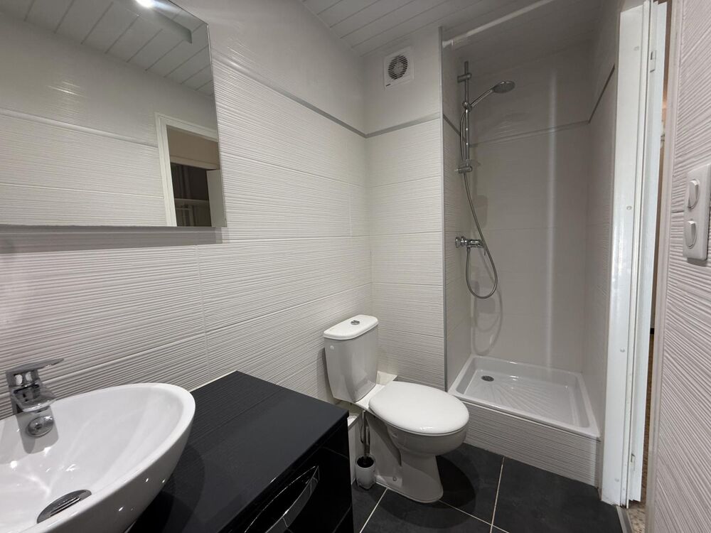 STUDIO DOUBLE CABINE REZ DE JARDIN