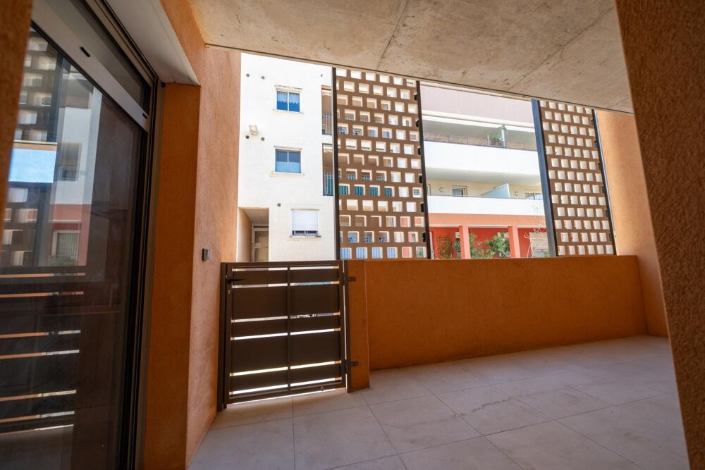 Vente Maison MAISON DE VILLE NIMES - GARAGE- BALCON 349000 E Nimes
