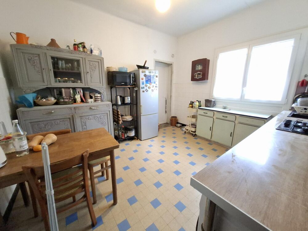 MONTPELLIER  Maison T4 individuelle de plain-pied 4 faces / 292 m2 de terrain  Quartier Centrayrargues au calme .