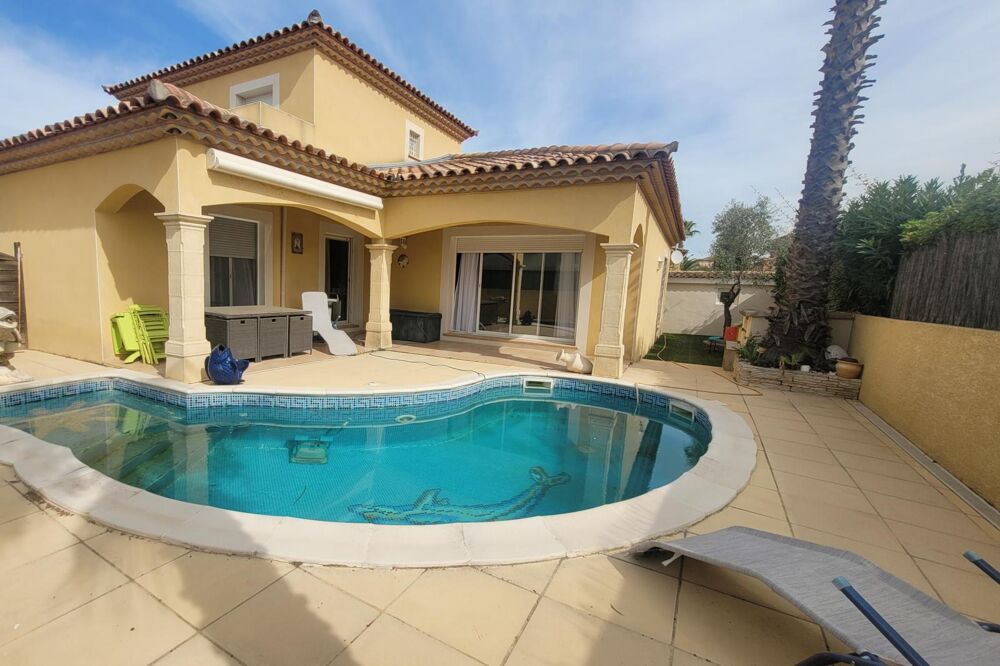 Vente Maison PÉROLS – Belle villa traditionnelle T6 de 183 m² sur 500 m² de terrain avec piscine et studio indépendant . Perols