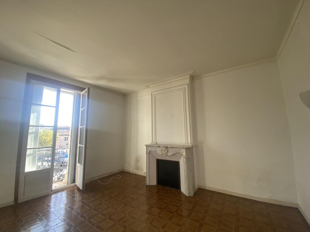 Vente Maison LUNEL VIEL  Superbe maison de village en R+1 .  T6 à rénover de 176 m2 hab / 244 m2 de terrain sans vis à vis  . Lunel-viel