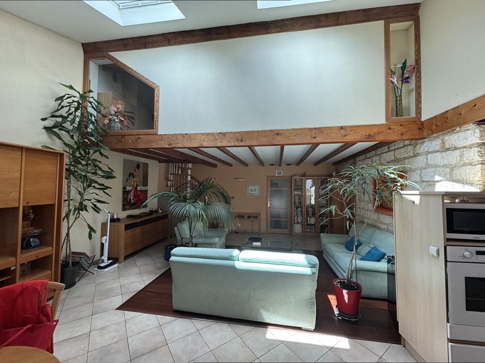 Vente Maison Montpellier - Quartier très recherché - Maison de ville de 195 m² avec garage,  composée de 3 appartements indépendants + terras Montpellier