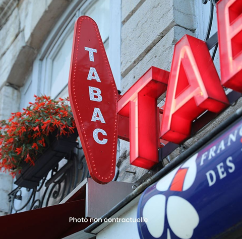Tabac Presse Jeux emplacement premium - 54 223000 140 m²$$223 000 &euro;