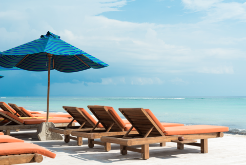 Plage priv&eacute;e restaurant bar club - Var 3340000 1700 m�$$3 340 000 &euro;