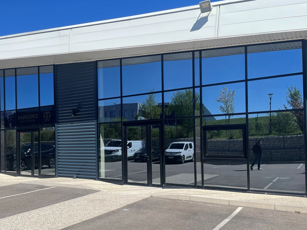   Locaux Premium 300 m² – Bureaux & Petite Industrie – Chasse-sur-Rhône (38670) 