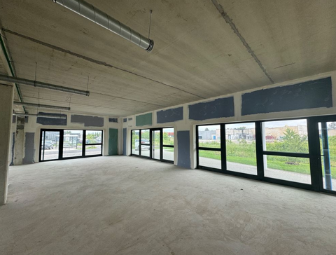 Bureaux commerciaux de 142,6 m&sup2; - Sainte Savine 1663 142 m�