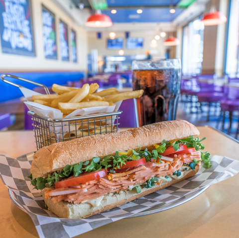 Fonds de Commerce &agrave; McArthur Glen TROYES. 62000 204 m�$$62 000 &euro; 