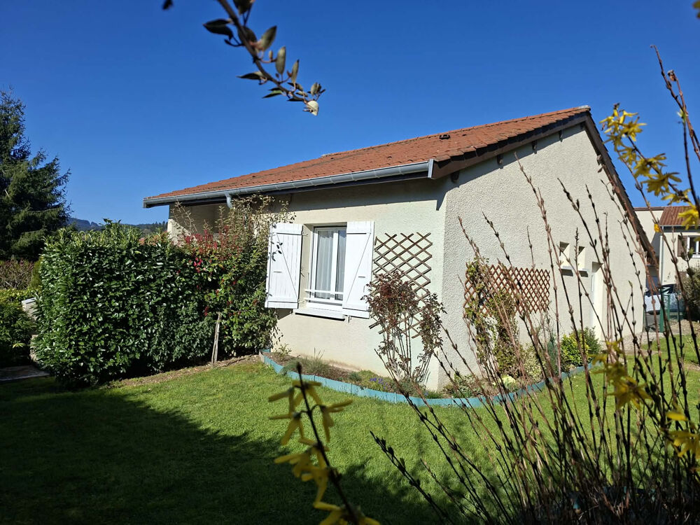 Vente Maison Proche du village de Poule Les Echarmeaux, maison de plain  pied Poule les echarmeaux