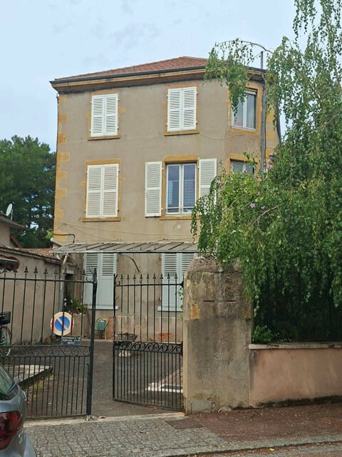   Au coeur de Charlieu au calme Appartement - 2 pièce(s) - 45 m²